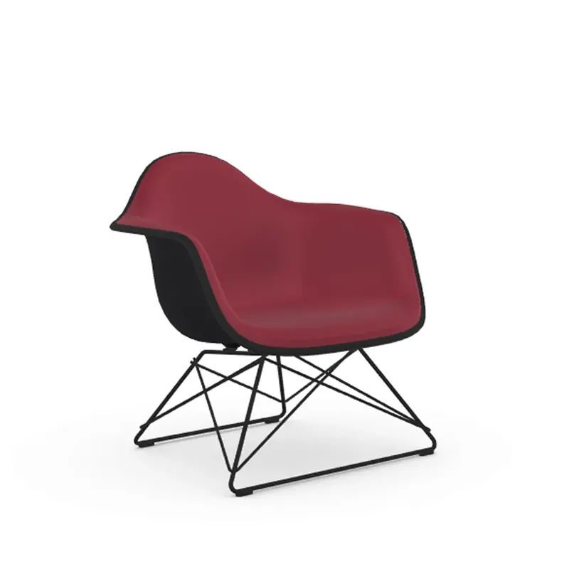 Eames plastic armchair LAR fåtölj helklädd från Vitra Premium